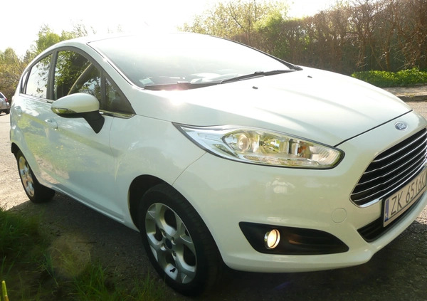 Ford Fiesta cena 38400 przebieg: 51900, rok produkcji 2017 z Koszalin małe 667